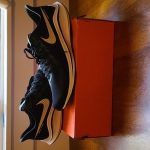 Air Zoom Vomero 14 TB 'Black White'